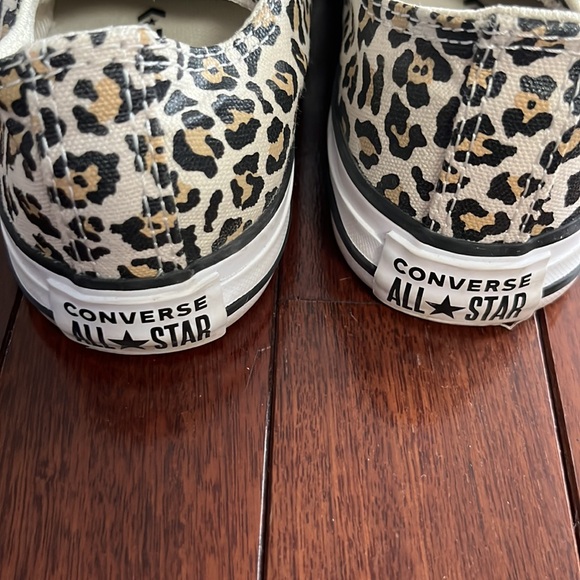 Converse youth size 3 cheetah print sneakers - Picture 4 of 4